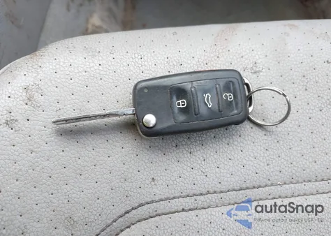 2015 Volkswagen Passat 1.8T Se из США, поврежденный, VIN 1VWBS7A37FC009853